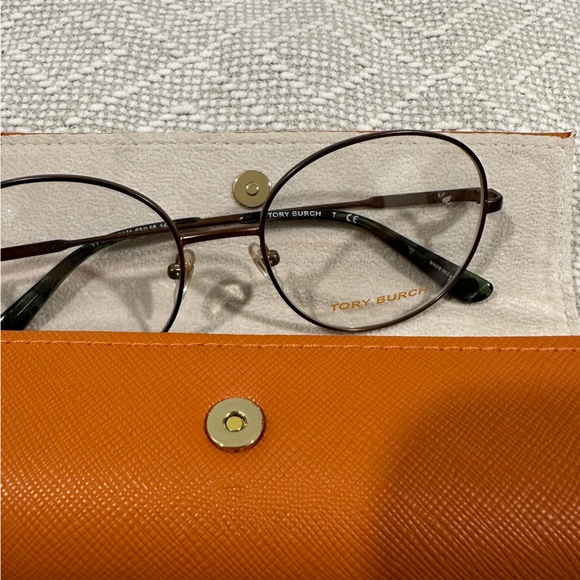 Tory Burch Glasses - Picture 2 of 4